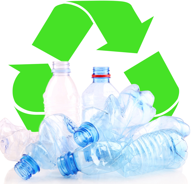 triangulo reciclado con botellas